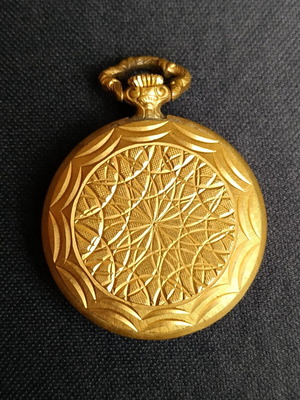 Taunus pocket watch like new, Swiss made, winding, 17 rubies