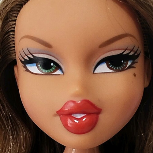 Bratz Sportz Yasmin Slamming Soccer doll used with flaws