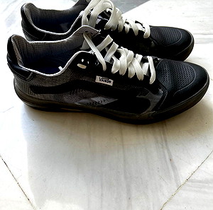 Vans νουμερο 38 σε άριστη κατάσταση φορεμένα ελάχιστα!
