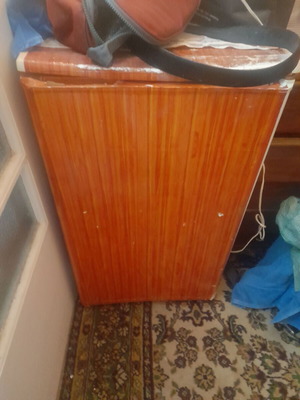 Mini fridge like new