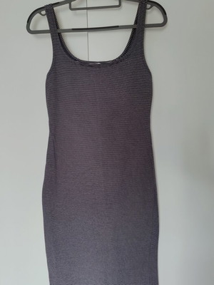 Pink Woman elastic dress size Large like new, white and blue