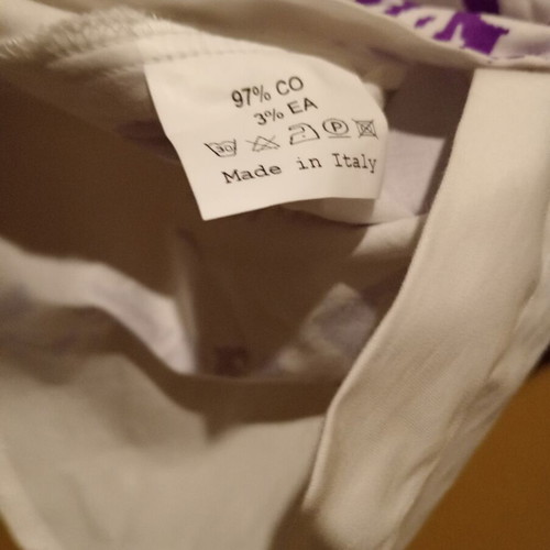 Nube Che Corre women's shirt new, white with purple punk graffiti, XS