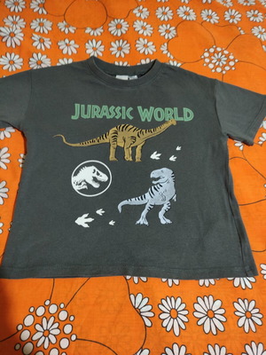 Baby T-shirt size 98 like new