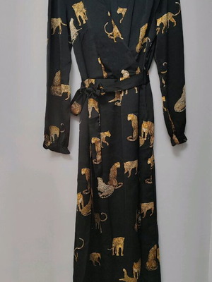 Maxi wrap dress with sleeves and slit, like new, size S/M