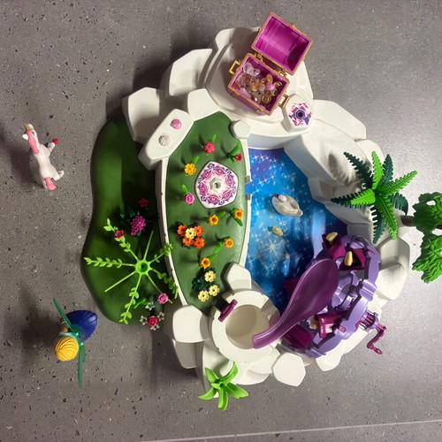 Playmobil Fairy Lake used, chest with damage