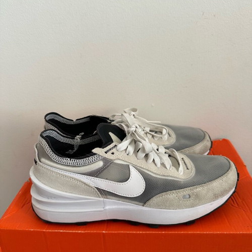 Nike sport shoes used, size 38, white and grey