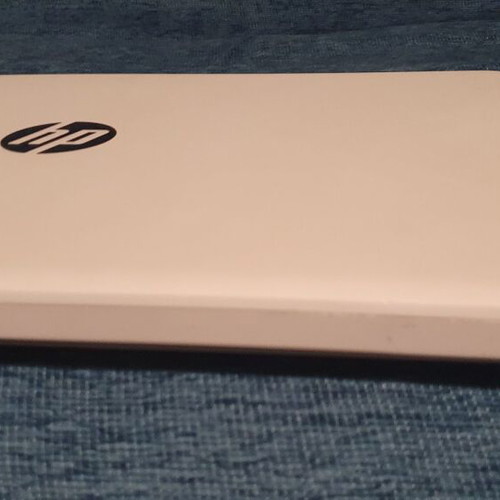 HP 15-db1019nv laptop Ryzen 5, 16GB RAM, 250GB Samsung SSD, Full HD