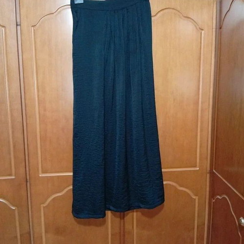 Bershka women's long skirt black like new size S