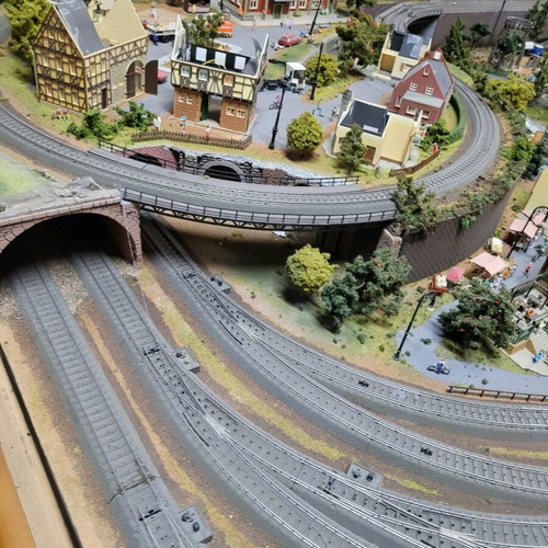 Prebuilt Marklin complete model train layout 1/87 HO like new