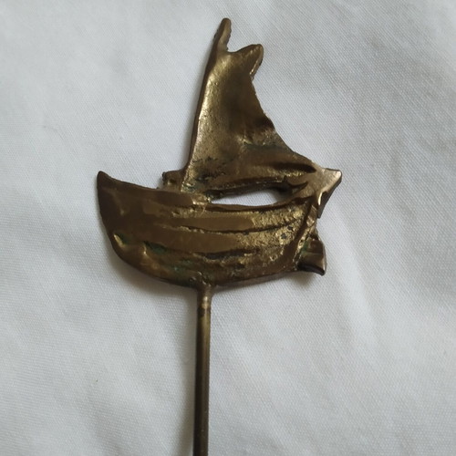 Vintage brass sailboat desk sculpture used