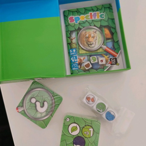 Specific educational card game new