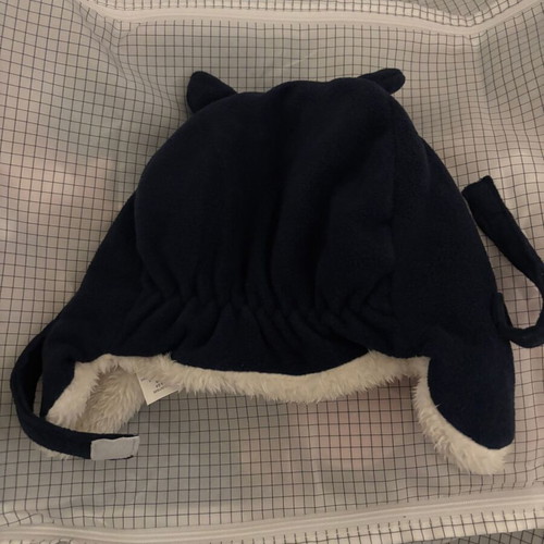 Benetton baby hats set 6-12 months like new