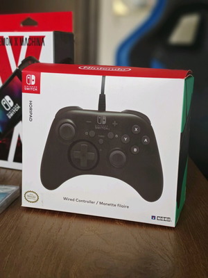 Nintendo Switch Hori Controller like new, unused
