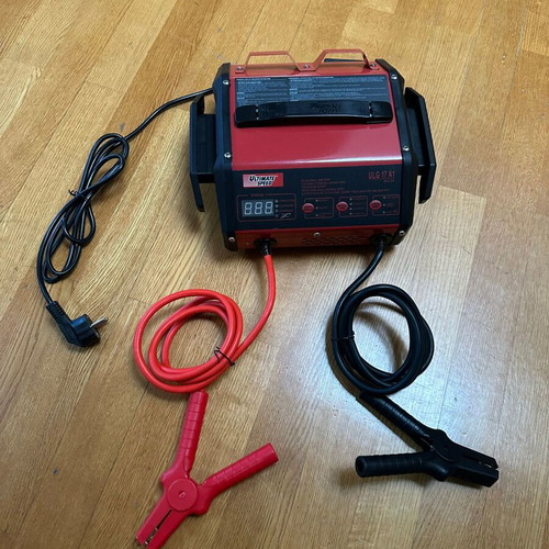 Ultimate Speed ULG 17 A1 Car Battery Charger and Booster new