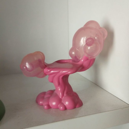 The Zelfs Bubblee Medium figure with seat