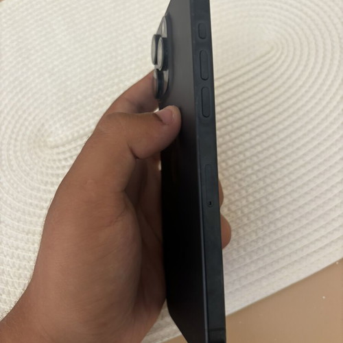 15 Pro Max smartphone like new
