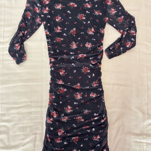 Two dresses Stradivarius and Celestino like new, size XS