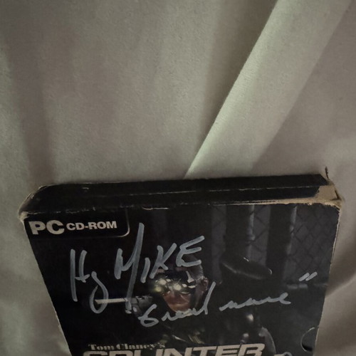 Splinter Cell PC Big Box signed by Sam Fischer like new