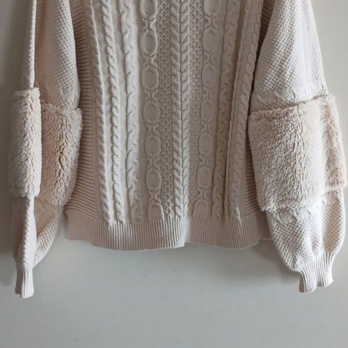 Women's cream cable knit sweater with teddy sleeves, like new