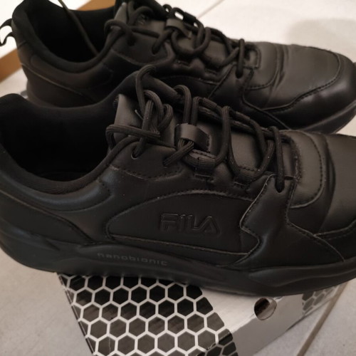 Fila Nano Bionic Memory Foam Athletic Shoes size 45 like new, black