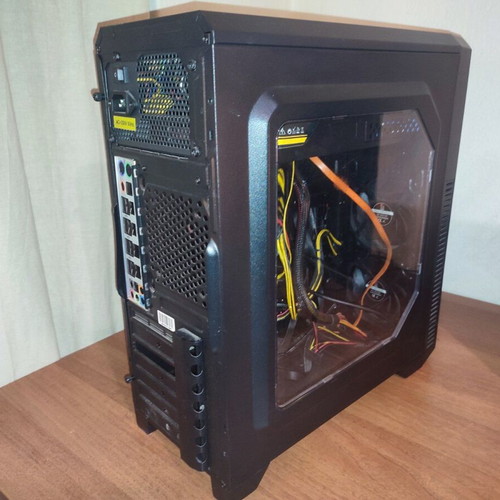 Fazn case with 550W power supply and 320GB hard drive like new