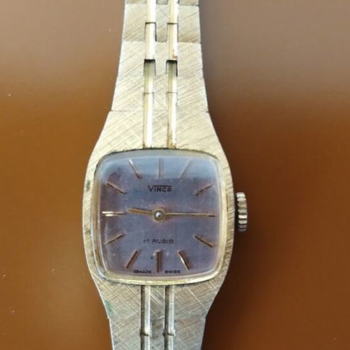 Vinca women's wristwatch used, gold-plated, mechanical, 17 rubis