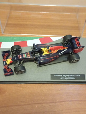 Red Bull Racing RB12 αυτοκινητάκι μοντελισμού σαν καινούργιο