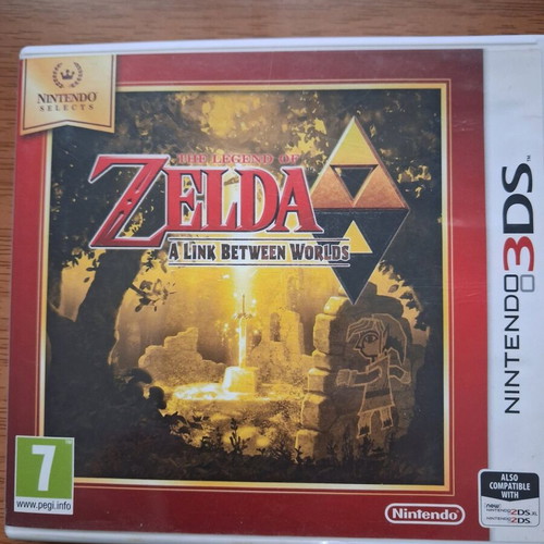 The Legend of Zelda A Link Between Worlds Nintendo 3DS like new