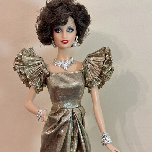 Barbie Collector Dynasty Alexis Colby Mattel 2010 like new