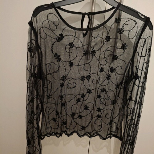 Blouses like new with beads, size M, black