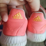 Παπούτσια παιδικά αθλητικά Adidas ροζ μεταχειρισμένα, μέγεθος 27