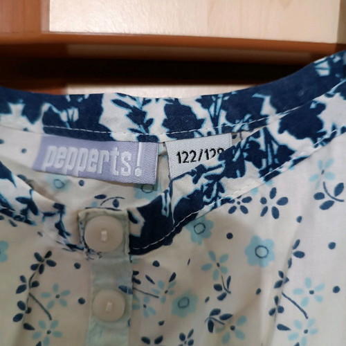 Dress used for 6 years old, height 122-128 cm
