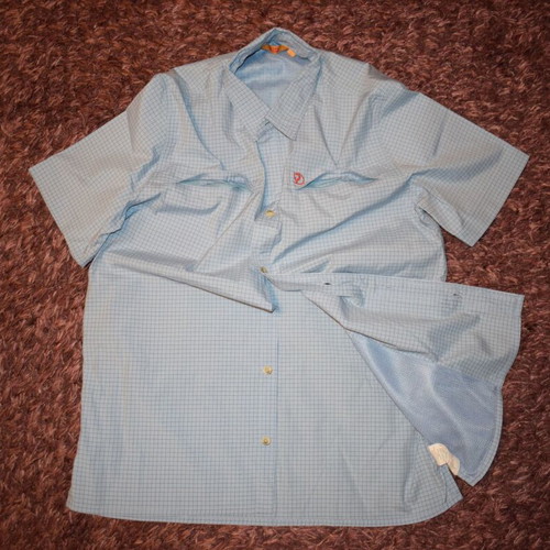 Fjallraven Ray Shirt Men size L new, white and blue