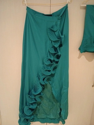 Tassos Mitropoulos skirt and top XL turquoise like new with slim fit