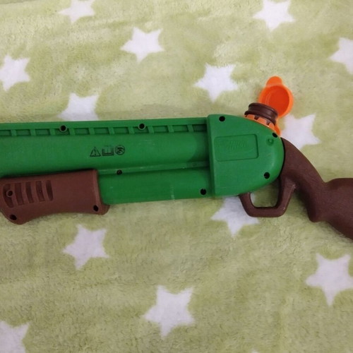 Nerf Super Soaker Fortnite Pump-SG water blaster used