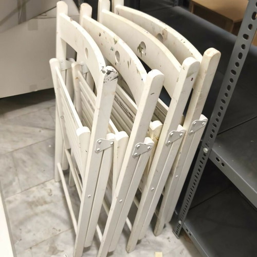 Wooden folding chairs used, set of 2, white
