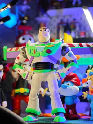Buzz Lightyear figure 315mm new