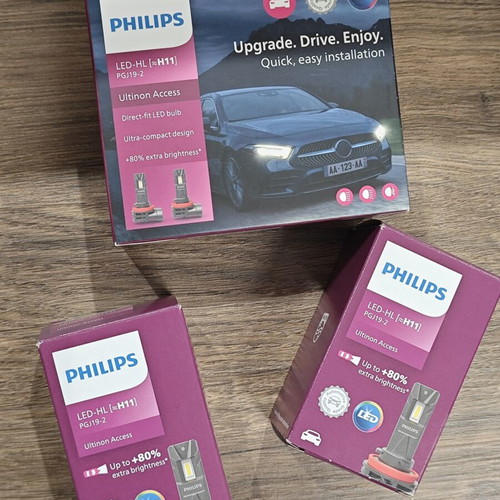 Philips Ultinon Access H11 LED 6000K 12V 20W set of 2 like new