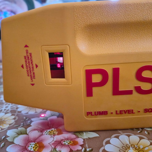 PLS5 Laser Level like new with original case and mount