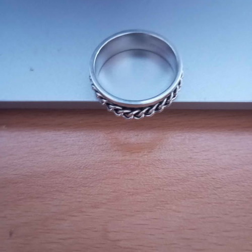 Titanium ring used, diameter 3cm