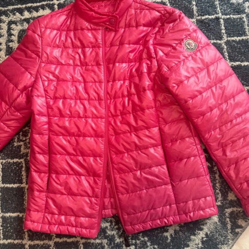 Moncler puffer pink size 1 like new