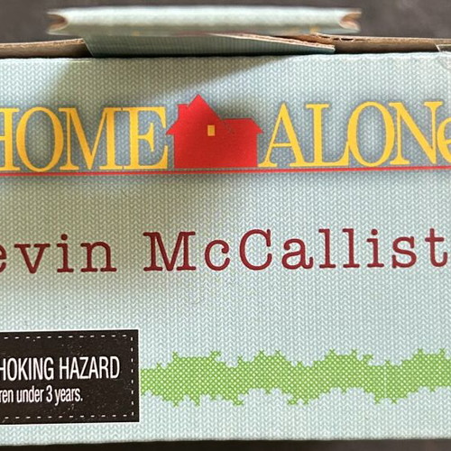 Kevin McCallister Home Alone 7” Retro Neca Action Figure new