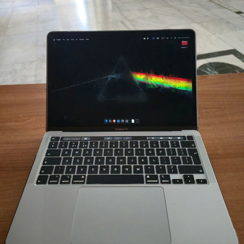 Apple MacBook Pro 13 2020 i7 32GB RAM 512GB SSD