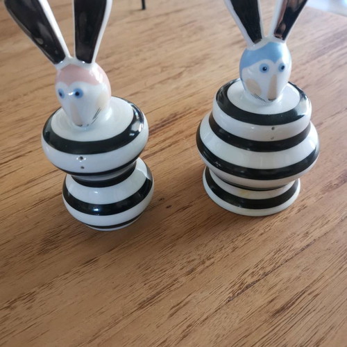 Villeroy Boch salt and pepper set used, Easter with bunny design