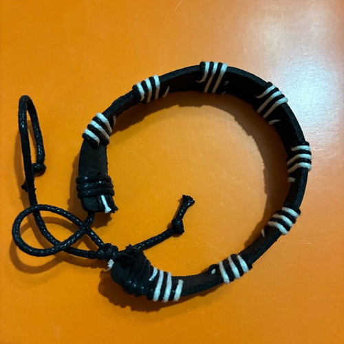 Unisex bracelet new, black