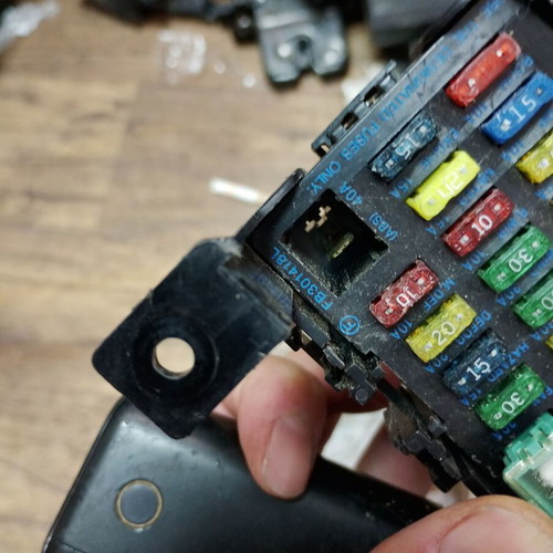 Fuse box Mazda Demio FB301418L used