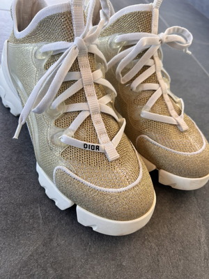 Sneakers Dior D-Connect μεταχειρισμένα, χρυσαφί, μέγεθος 38