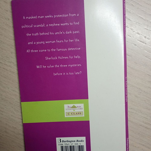 Sherlock Holmes Collection book like new for English practice