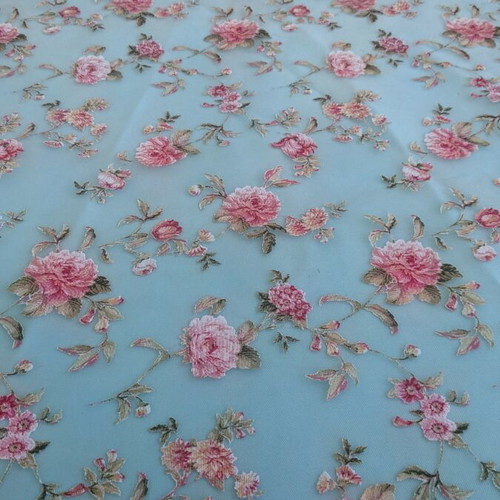 Organza Table Runner 128x48 like new