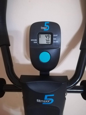 Abdominal fitness equipment like new, foldable with LCD display